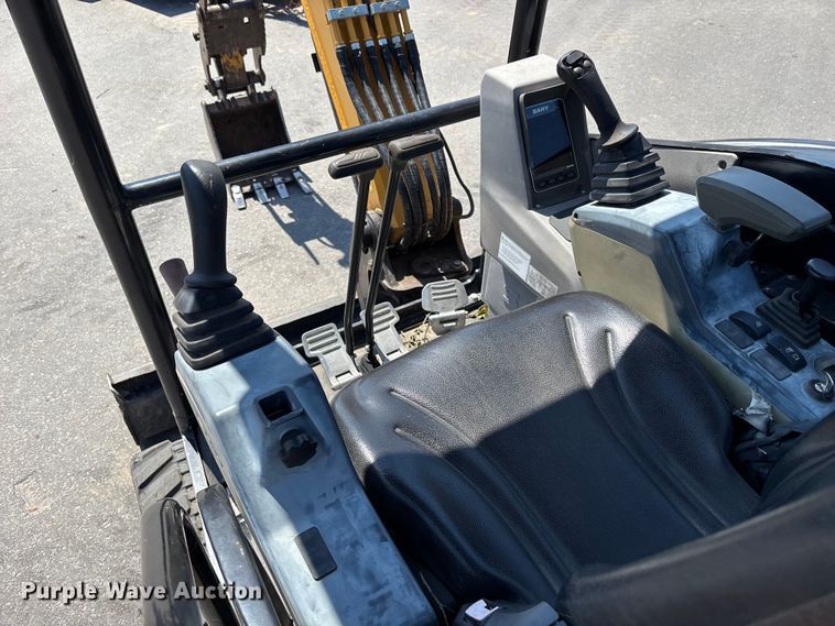 image for item DU0414 2022 Sany SY35U mini excavator