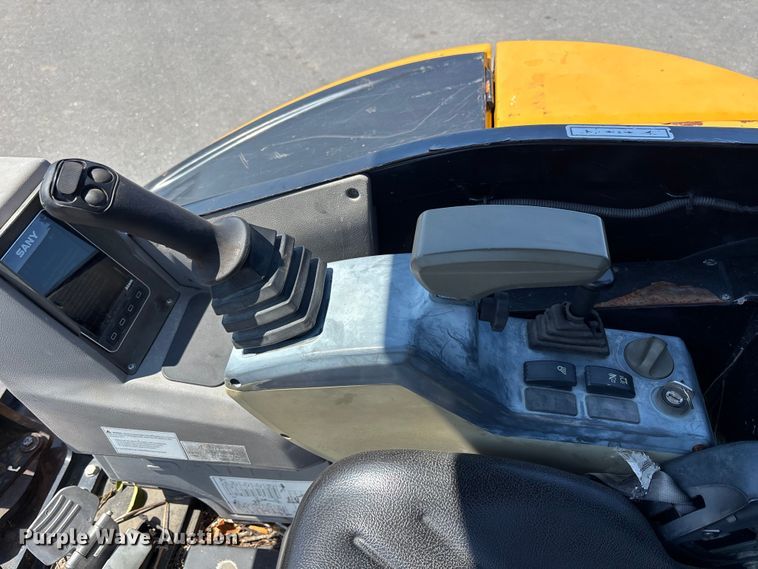 image for item DU0414 2022 Sany SY35U mini excavator