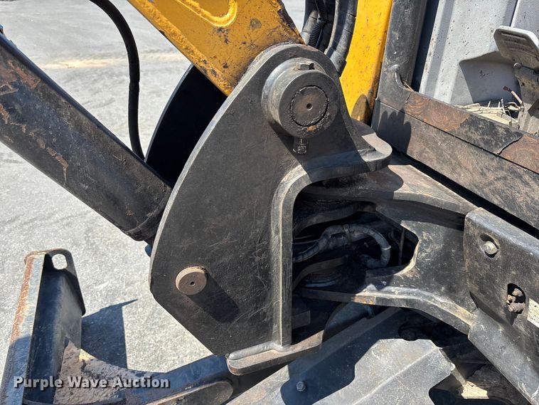 image for item DU0415 Sany SY35U mini excavator