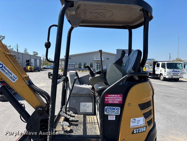 image for item DU0416 Sany SY35U mini excavator