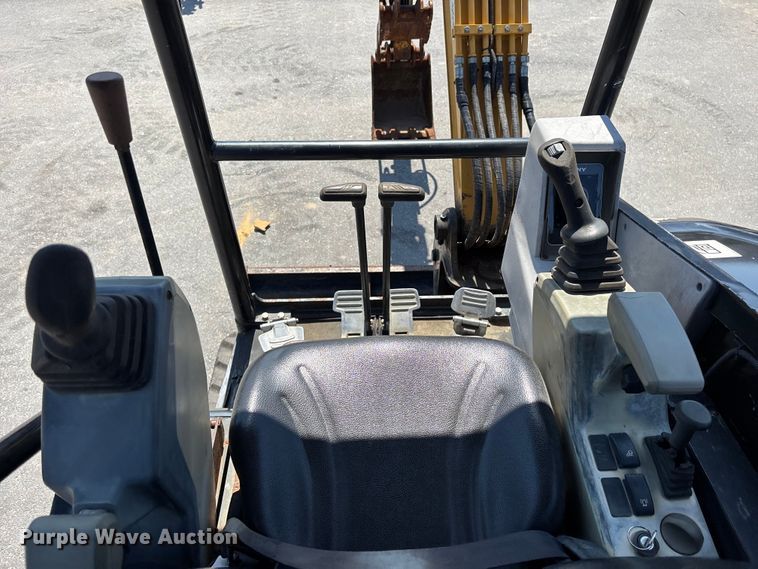 image for item DU0416 Sany SY35U mini excavator