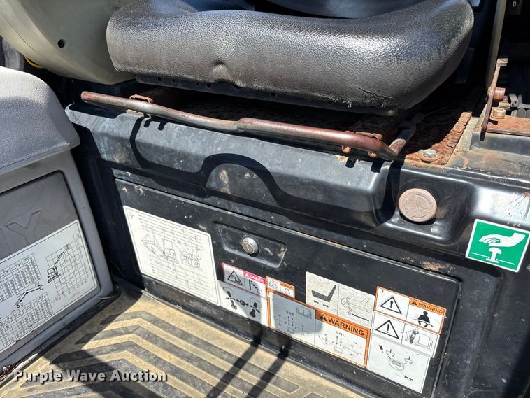 image for item DU0416 Sany SY35U mini excavator