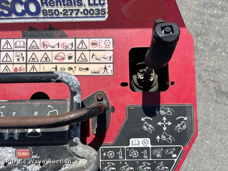 image for item DU0418 Toro STX 26 stump grinder