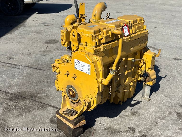 image for item DU0420 2001 Caterpillar 3176 engine