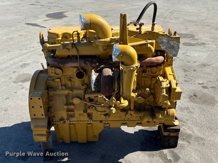 image for item DU0420 2001 Caterpillar 3176 engine