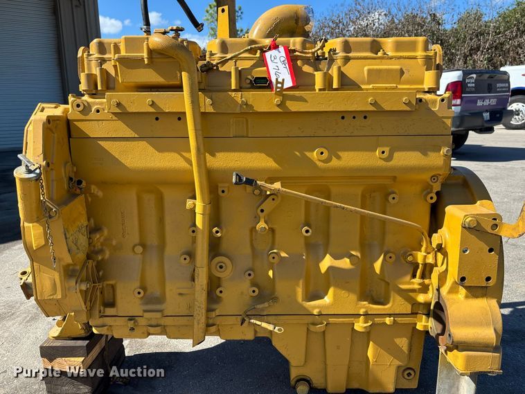 image for item DU0420 2001 Caterpillar 3176 engine