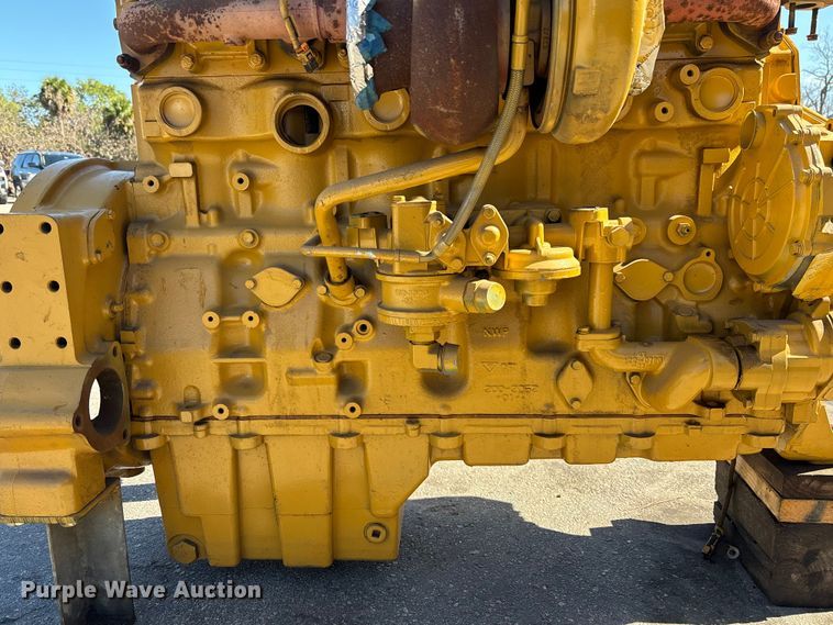 image for item DU0420 2001 Caterpillar 3176 engine