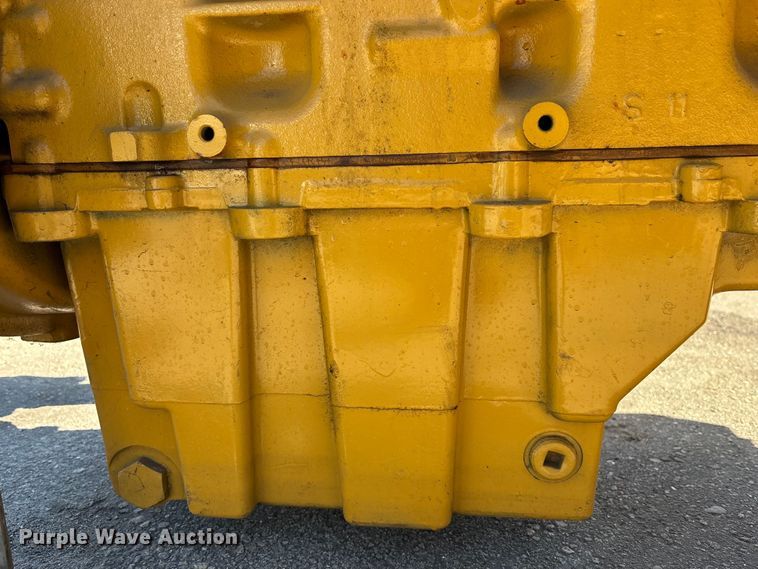 image for item DU0420 2001 Caterpillar 3176 engine