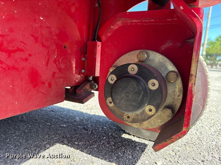 image for item DU0421 2016 MEC 1330SE scissor lift