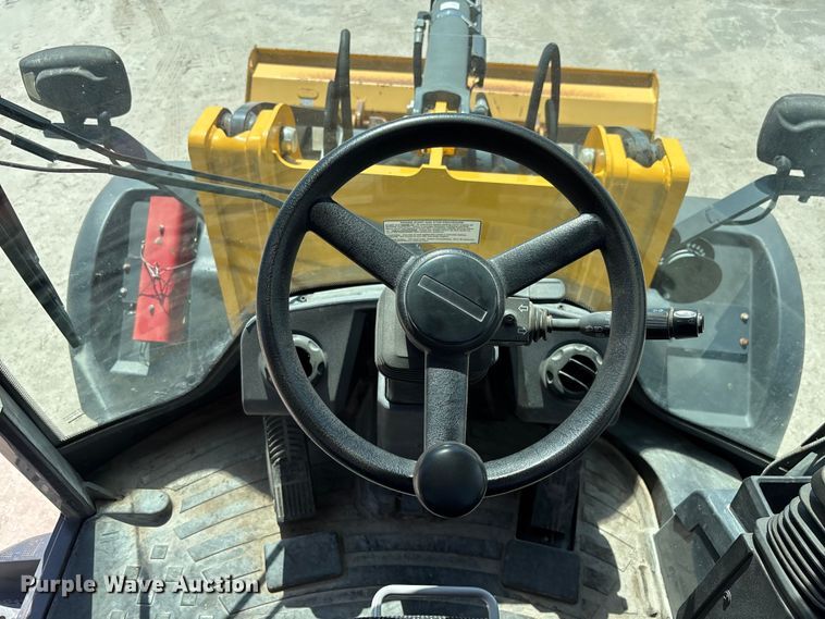 image for item DU0422 2021 John Deere 344L wheel loader