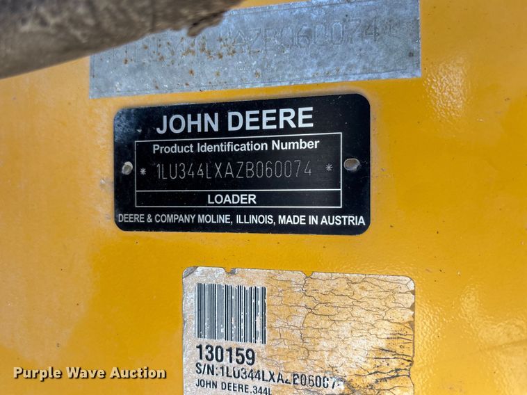 image for item DU0422 2021 John Deere 344L wheel loader