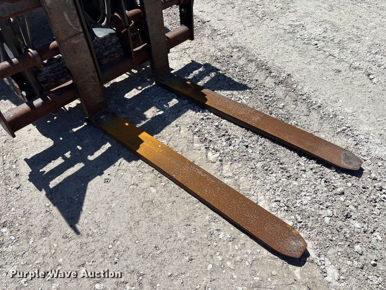 image for item DU0422 2021 John Deere 344L wheel loader