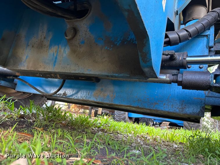 image for item DU0445 2008 Genie S-80 boom lift