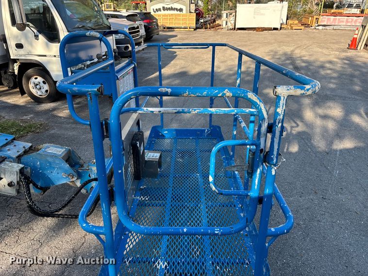 image for item DU0445 2008 Genie S-80 boom lift