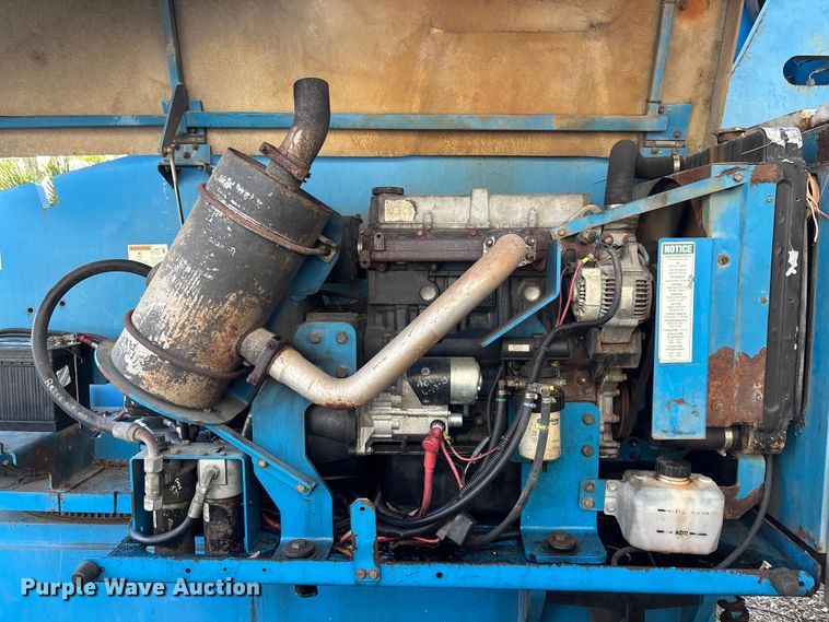 image for item DU0445 2008 Genie S-80 boom lift