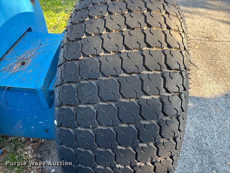 image for item DU0445 2008 Genie S-80 boom lift