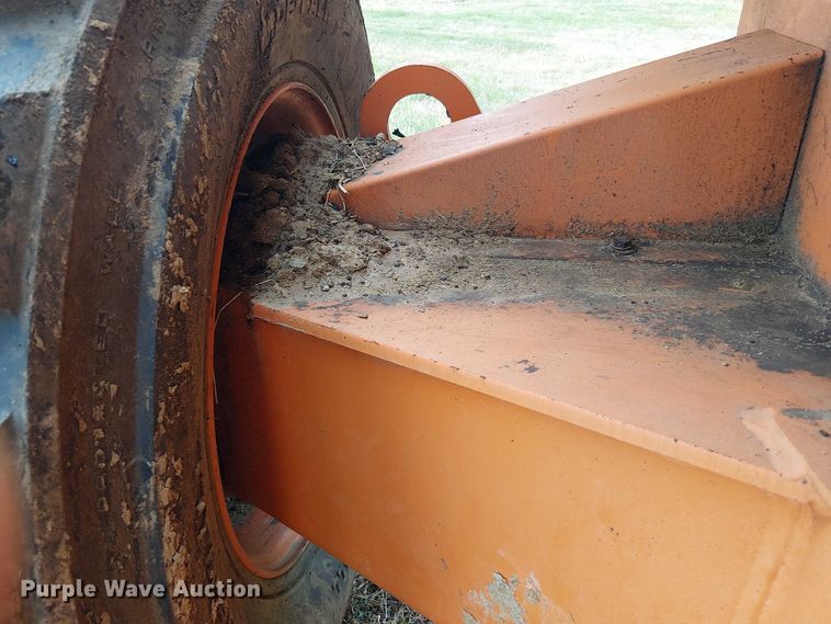 image for item DU3047 2007 Snorkel TB60 boom lift