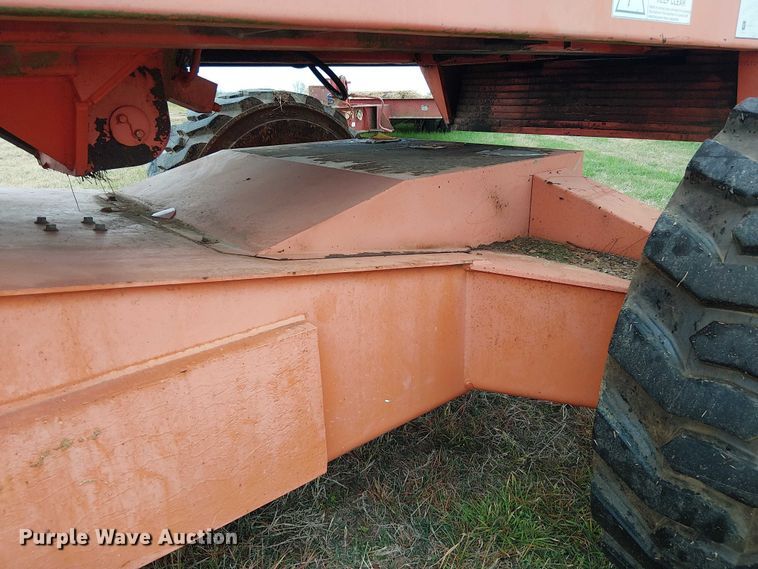 image for item DU3047 2007 Snorkel TB60 boom lift