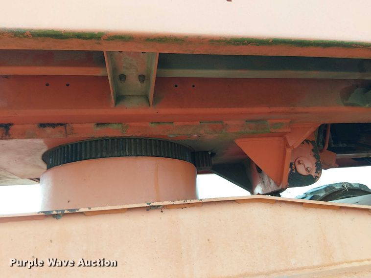 image for item DU3047 2007 Snorkel TB60 boom lift