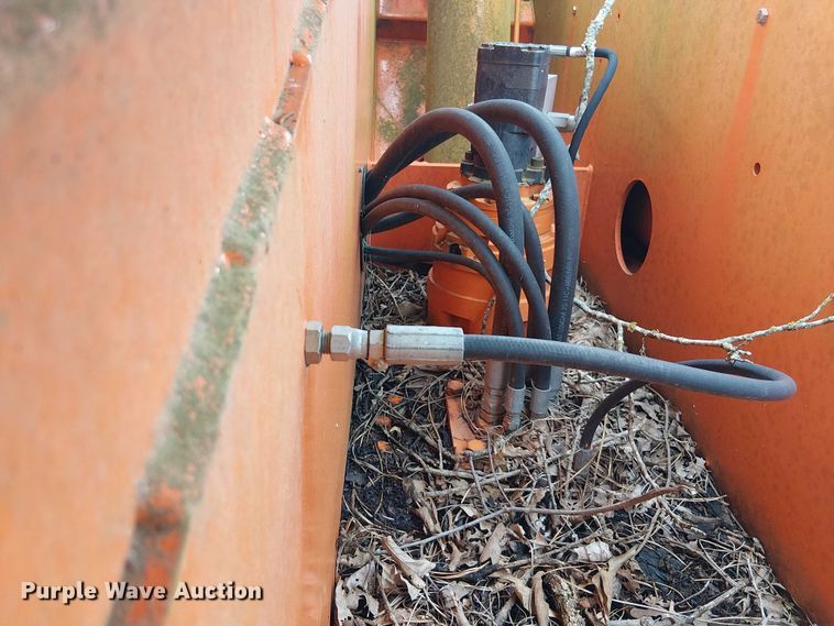 image for item DU3047 2007 Snorkel TB60 boom lift