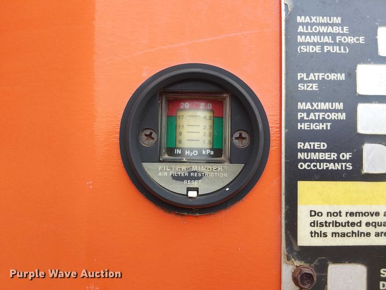 image for item DU3047 2007 Snorkel TB60 boom lift