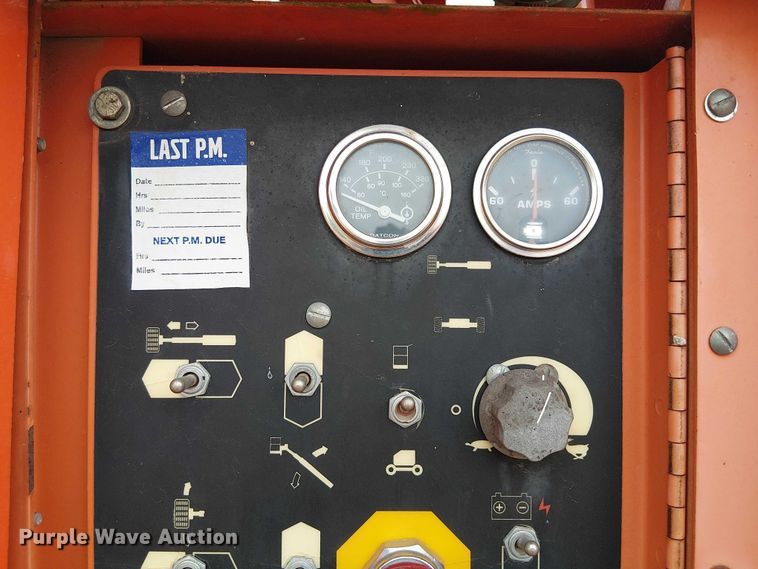 image for item DU3047 2007 Snorkel TB60 boom lift