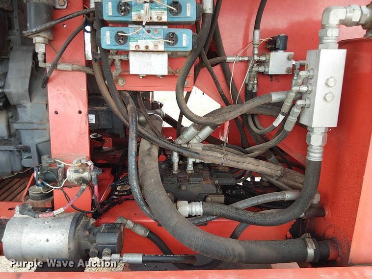 image for item DU3047 2007 Snorkel TB60 boom lift