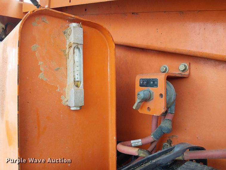 image for item DU3047 2007 Snorkel TB60 boom lift