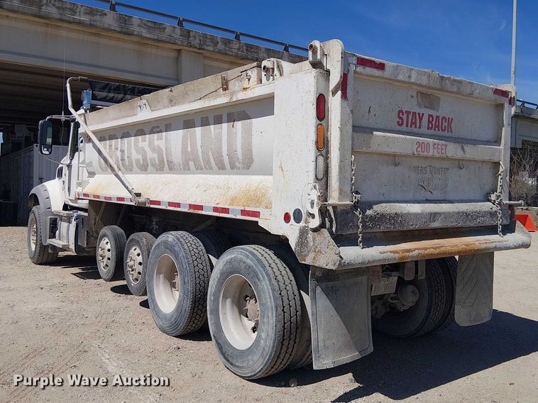 image for item DU3102 2017 Mack Granite GU713 dump truck