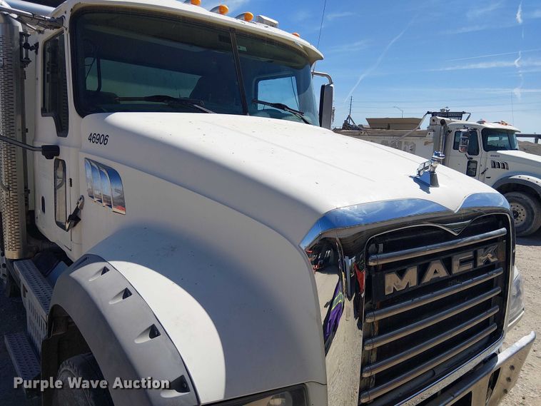 image for item DU3102 2017 Mack Granite GU713 dump truck