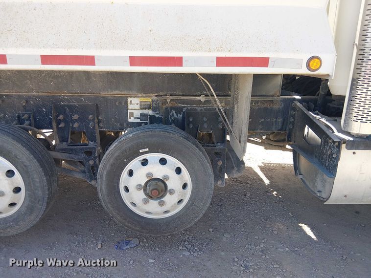 image for item DU3102 2017 Mack Granite GU713 dump truck