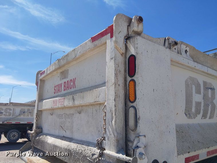 image for item DU3102 2017 Mack Granite GU713 dump truck
