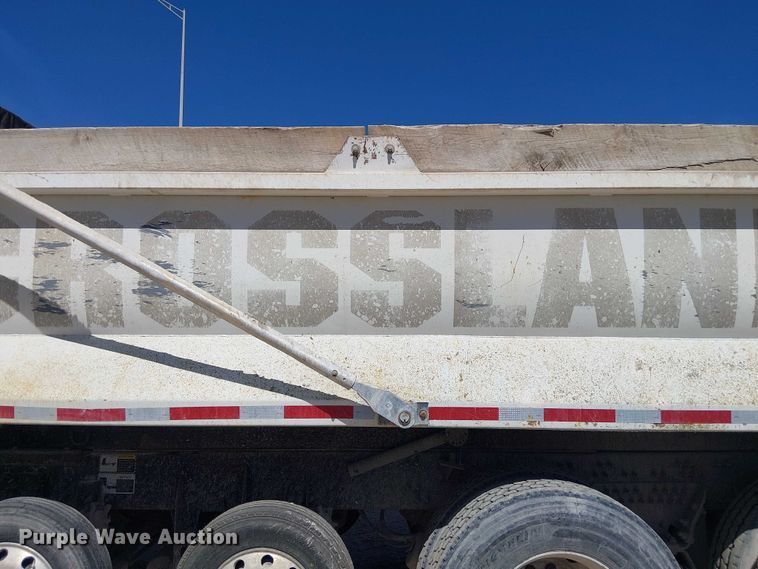 image for item DU3102 2017 Mack Granite GU713 dump truck