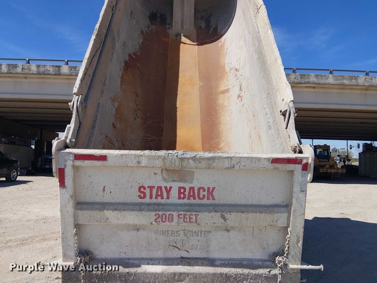 image for item DU3102 2017 Mack Granite GU713 dump truck