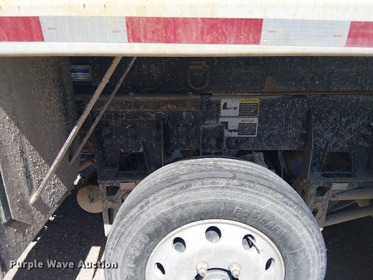 image for item DU3102 2017 Mack Granite GU713 dump truck