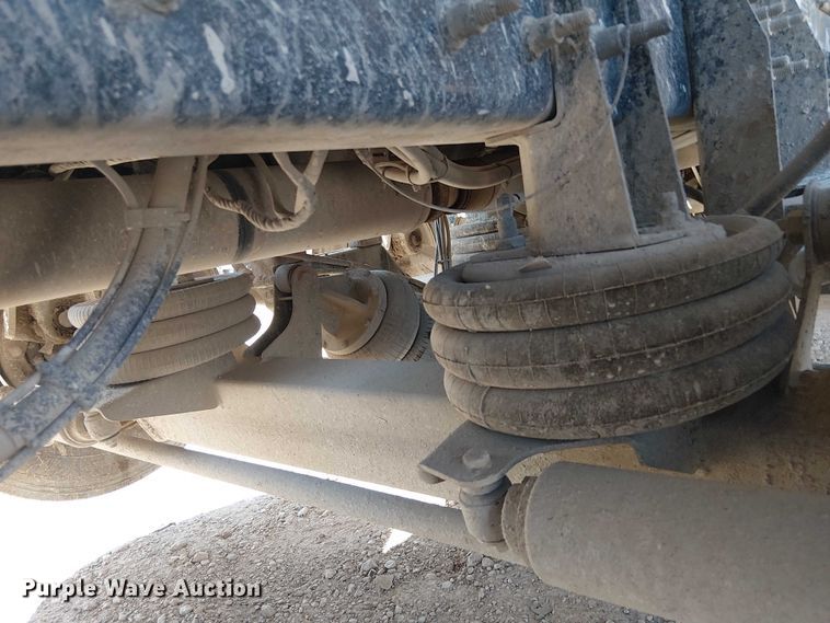 image for item DU3102 2017 Mack Granite GU713 dump truck