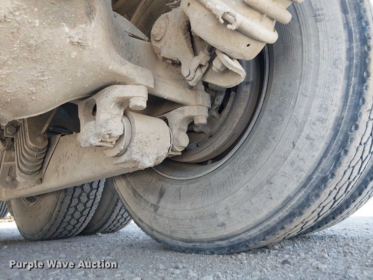 image for item DU3102 2017 Mack Granite GU713 dump truck
