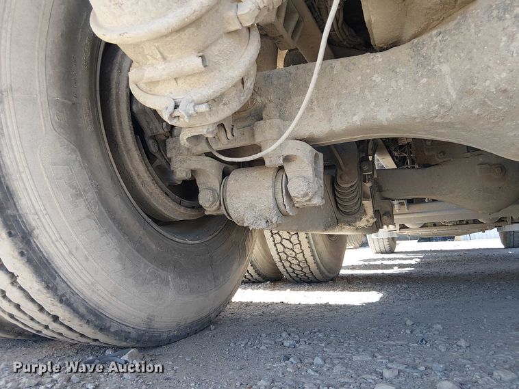 image for item DU3102 2017 Mack Granite GU713 dump truck