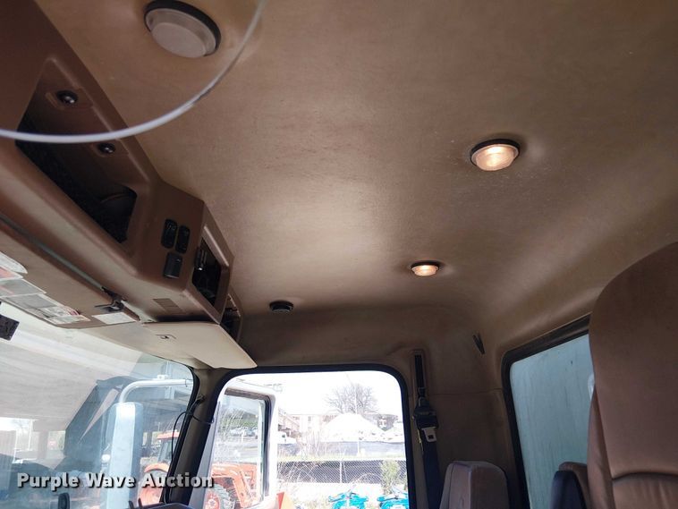 image for item DU3102 2017 Mack Granite GU713 dump truck