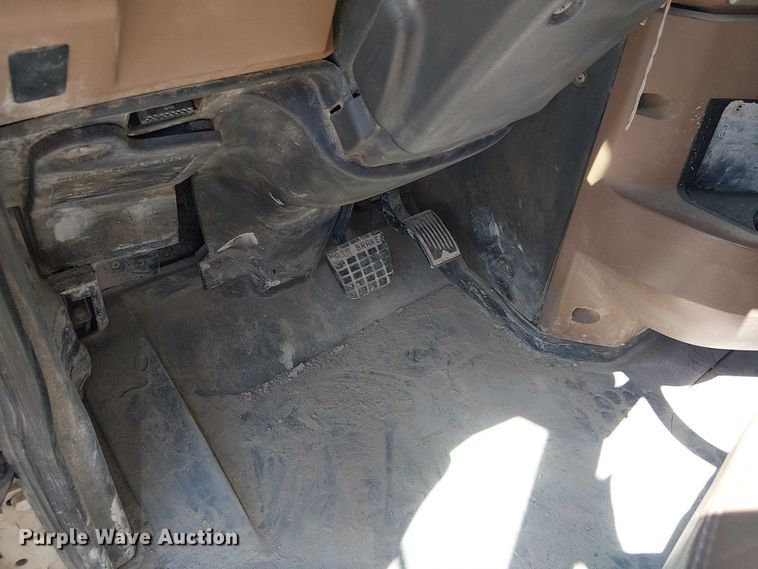 image for item DU3102 2017 Mack Granite GU713 dump truck