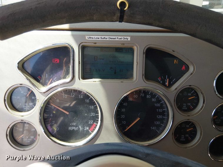 image for item DU3102 2017 Mack Granite GU713 dump truck