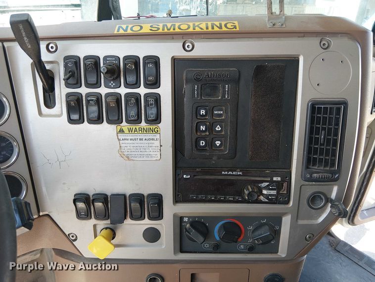 image for item DU3102 2017 Mack Granite GU713 dump truck