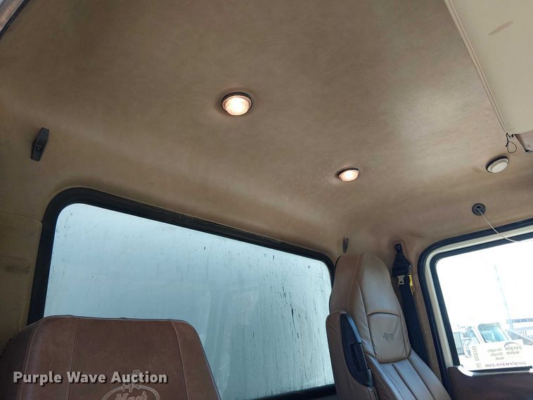 image for item DU3102 2017 Mack Granite GU713 dump truck