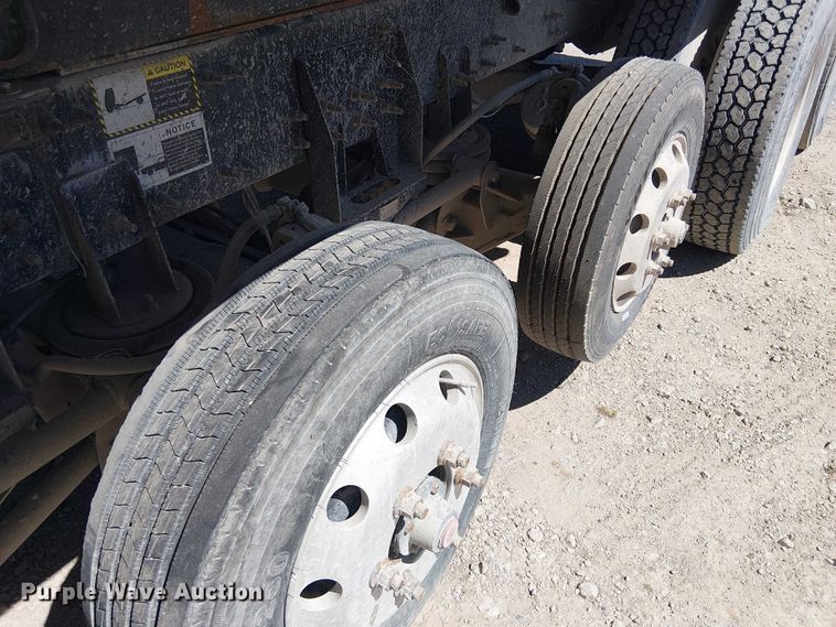 image for item DU3102 2017 Mack Granite GU713 dump truck