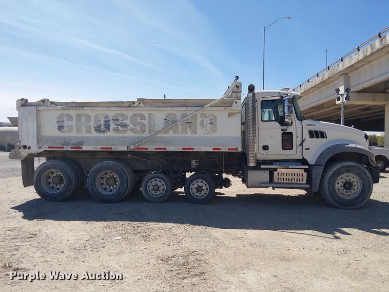 image for item DU3103 2017 Mack Granite GU713 dump truck