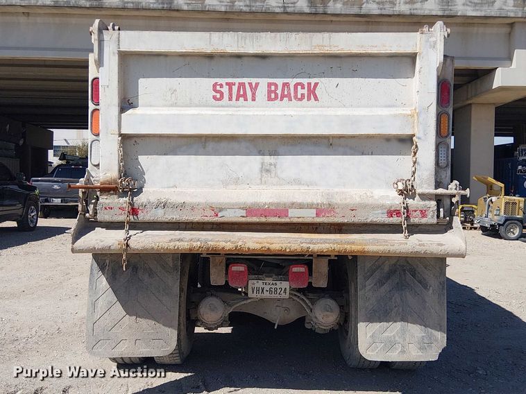 image for item DU3103 2017 Mack Granite GU713 dump truck