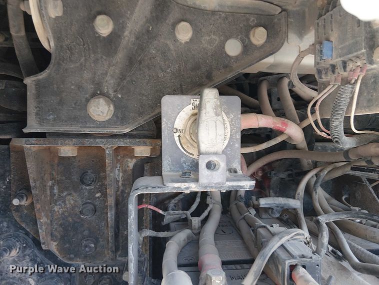 image for item DU3103 2017 Mack Granite GU713 dump truck