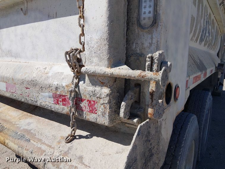 image for item DU3103 2017 Mack Granite GU713 dump truck