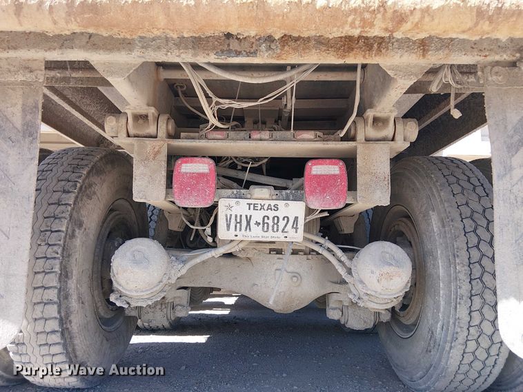 image for item DU3103 2017 Mack Granite GU713 dump truck