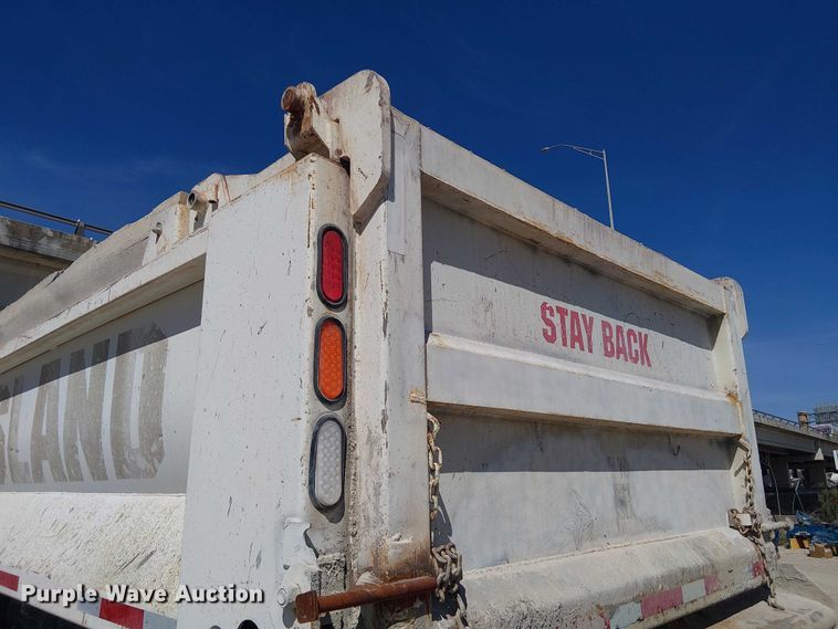 image for item DU3103 2017 Mack Granite GU713 dump truck